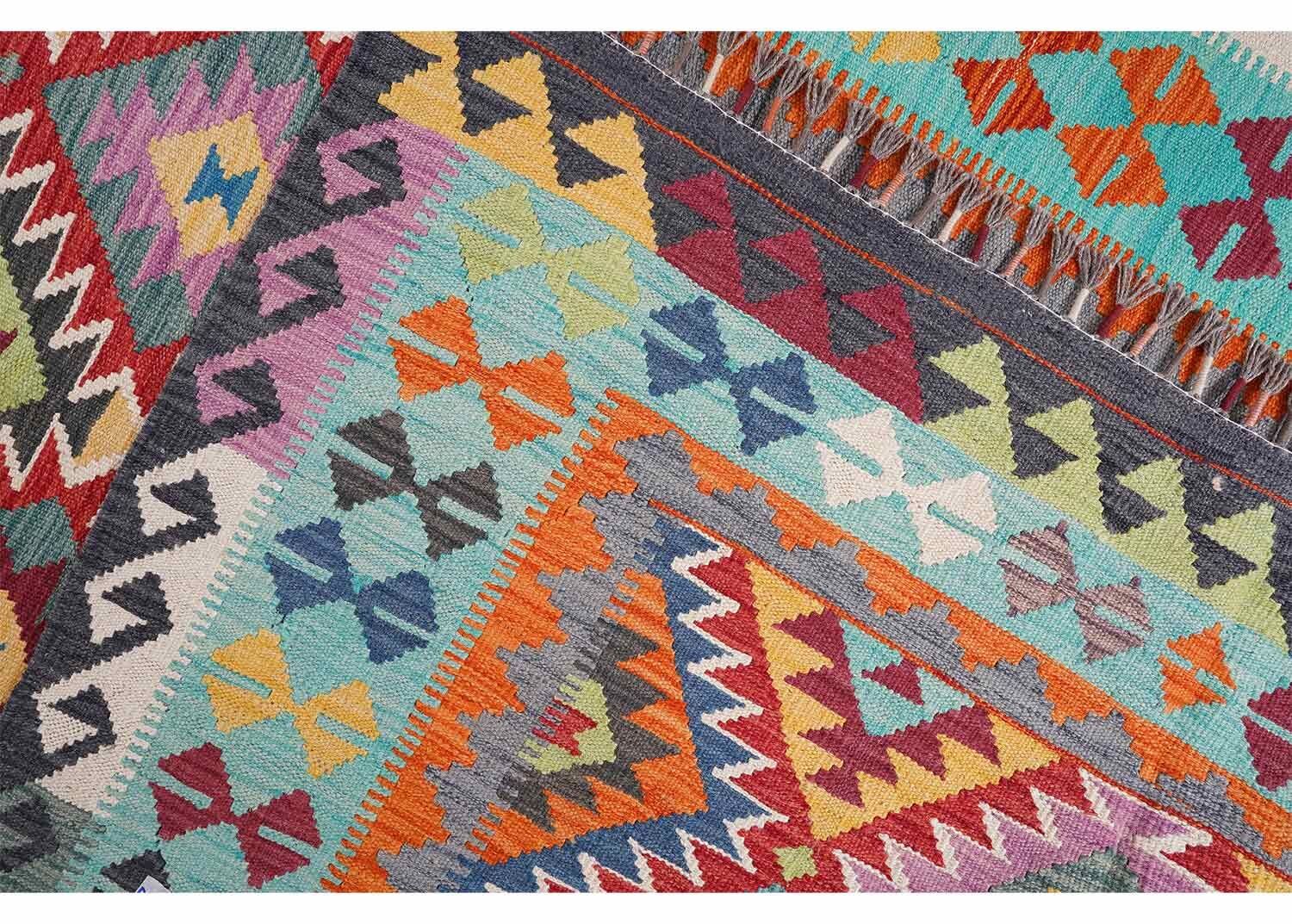Exclusive Kilim Style Rug, Handwoven with Wool Kilim 8x5.6 ft - Image 3